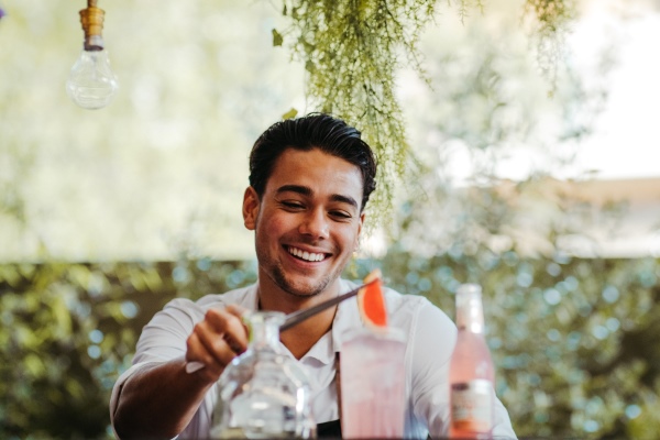 cocktailbar aan huis huren
